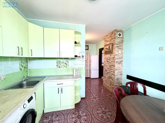 Продаж 2 кімнатної квартири (58/30/9), 13 пов. 14 пов. будинку, <a class="location-link" href="/kiev/" title="Недвижимость Київ">Київ</a>, <a class="location-link" href="/kiev/desnyanskij/" title="Недвижимость Деснянський район">Деснянський р-н</a>, Миколи Закревського вул., 13 (изображение 9)