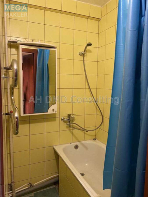 Продаж 2 кімнатної квартири (49,8/30,9/7,9), 5 пов. 9 пов. будинку, <a class="location-link" href="/kiev/" title="Недвижимость Київ">Київ</a>, <a class="location-link" href="/kiev/svyatoshinskij/" title="Недвижимость Святошинський район">Святошинський р-н</a>, Зодчих ул., 66 (изображение 8)