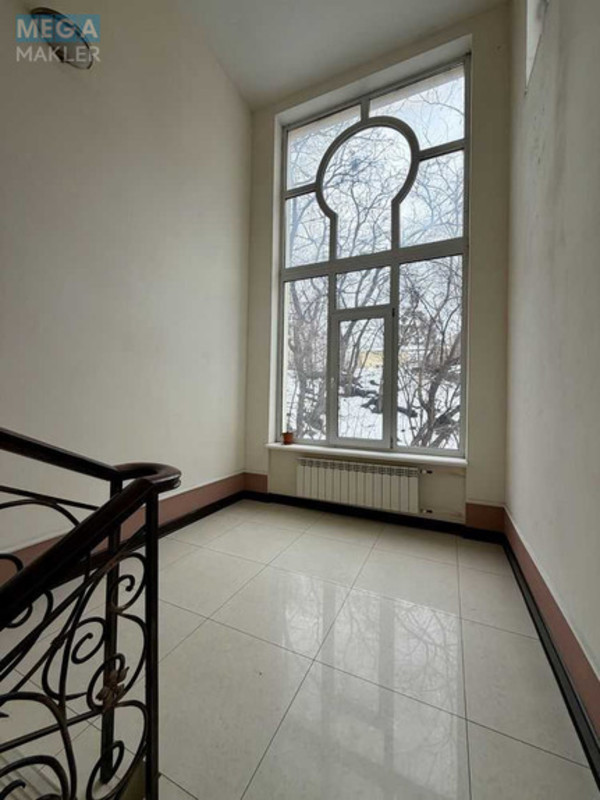 Продаж комерційної нерухомості, 142,70&nbsp;кв.м, под офис, <a class="location-link" href="/kiev/" title="Недвижимость Київ">Київ</a>, <a class="location-link" href="/kiev/shevchenkovskij/" title="Недвижимость Шевченківський район">Шевченківський р-н</a>, Глубочицкая ул., 40 (изображение 13)