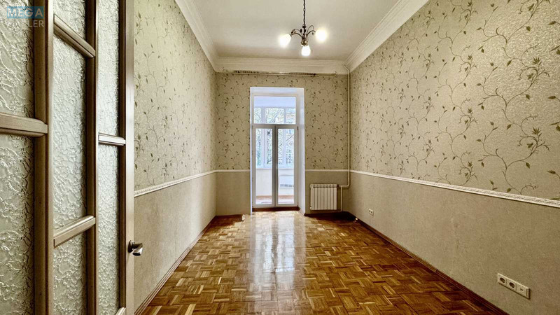 Продаж 3 кімнатної квартири (77/45/15), 2 пов. 4 пов. будинку, <a class="location-link" href="/kiev/" title="Недвижимость Київ">Київ</a>, <a class="location-link" href="/kiev/pecherskij/" title="Недвижимость Печерський район">Печерський р-н</a>, Саксаганського вул., 41В (изображение 12)