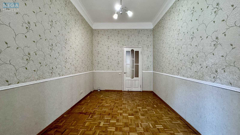 Продаж 3 кімнатної квартири (77/45/15), 2 пов. 4 пов. будинку, <a class="location-link" href="/kiev/" title="Недвижимость Київ">Київ</a>, <a class="location-link" href="/kiev/pecherskij/" title="Недвижимость Печерський район">Печерський р-н</a>, Саксаганського вул., 41В (изображение 13)