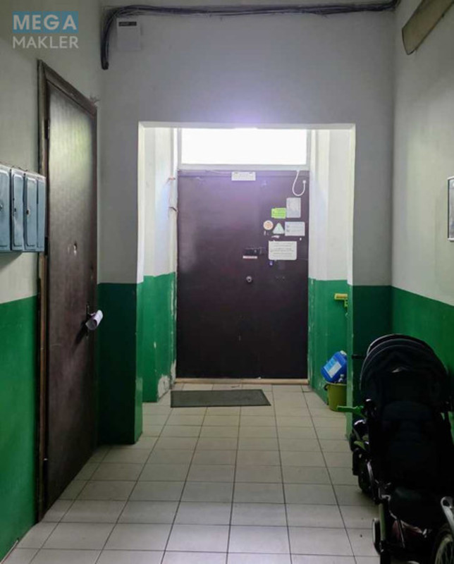 Продаж 3 кімнатної квартири (77/45/15), 2 пов. 4 пов. будинку, <a class="location-link" href="/kiev/" title="Недвижимость Київ">Київ</a>, <a class="location-link" href="/kiev/pecherskij/" title="Недвижимость Печерський район">Печерський р-н</a>, Саксаганського вул., 41В (изображение 19)