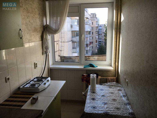 Оренда 1 кімнатної квартири, <a class="location-link" href="/kiev/" title="Недвижимость Київ">Київ</a>, <a class="location-link" href="/kiev/solomenskij/" title="Недвижимость Солом'янський район">Солом'янський р-н</a>, Вадима Гетьмана вул., 24/9 (изображение 4)