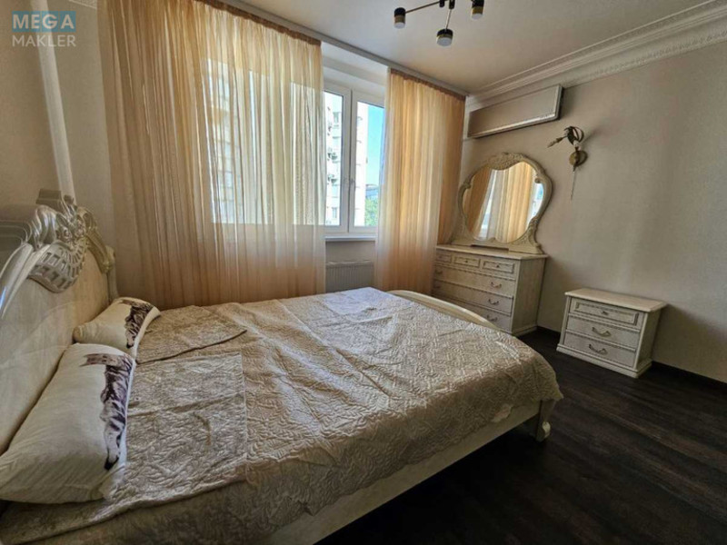 Оренда 1 кімнатної квартири, <a class="location-link" href="/kiev/" title="Недвижимость Київ">Київ</a>, <a class="location-link" href="/kiev/dneprovskij/" title="Недвижимость Дніпровський район">Дніпровський р-н</a>, Раїси Окіпної вул., 8 (изображение 4)