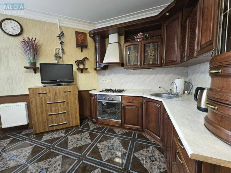 Оренда 1 кімнатної квартири, <a class="location-link" href="/kiev/" title="Недвижимость Київ">Київ</a>, <a class="location-link" href="/kiev/dneprovskij/" title="Недвижимость Дніпровський район">Дніпровський р-н</a>, Раїси Окіпної вул., 8 (изображение 6)