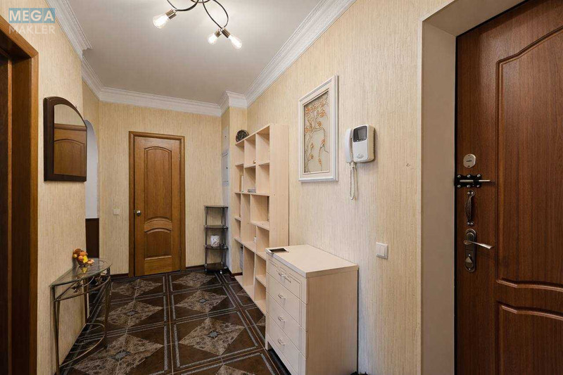 Оренда 1 кімнатної квартири, <a class="location-link" href="/kiev/" title="Недвижимость Київ">Київ</a>, <a class="location-link" href="/kiev/dneprovskij/" title="Недвижимость Дніпровський район">Дніпровський р-н</a>, Раїси Окіпної вул., 8 (изображение 9)