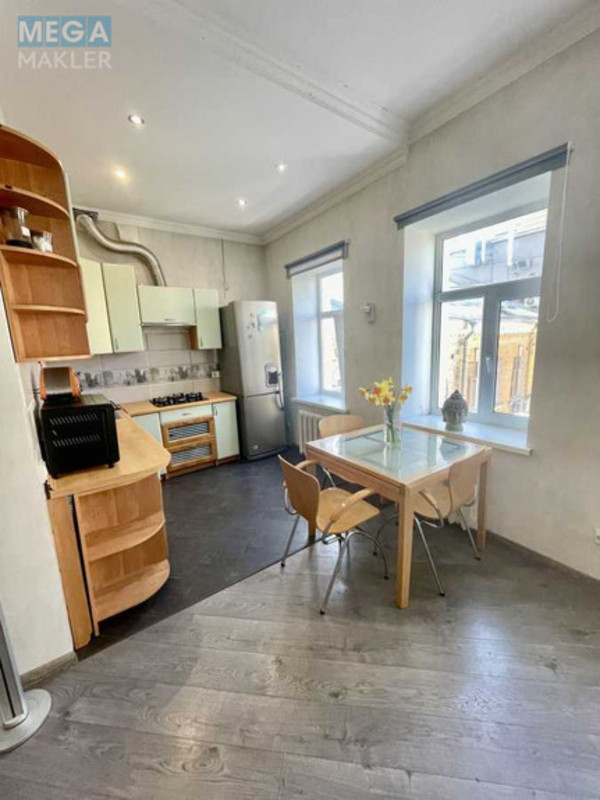 Оренда 1 кімнатної квартири, <a class="location-link" href="/kiev/" title="Недвижимость Київ">Київ</a>, <a class="location-link" href="/kiev/podolskij/" title="Недвижимость Подільський район">Подільський р-н</a>, Нижній Вал вул., 33 (изображение 3)