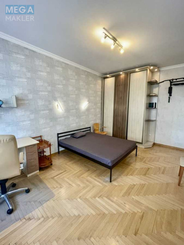 Оренда 1 кімнатної квартири, <a class="location-link" href="/kiev/" title="Недвижимость Київ">Київ</a>, <a class="location-link" href="/kiev/podolskij/" title="Недвижимость Подільський район">Подільський р-н</a>, Нижній Вал вул., 33 (изображение 11)