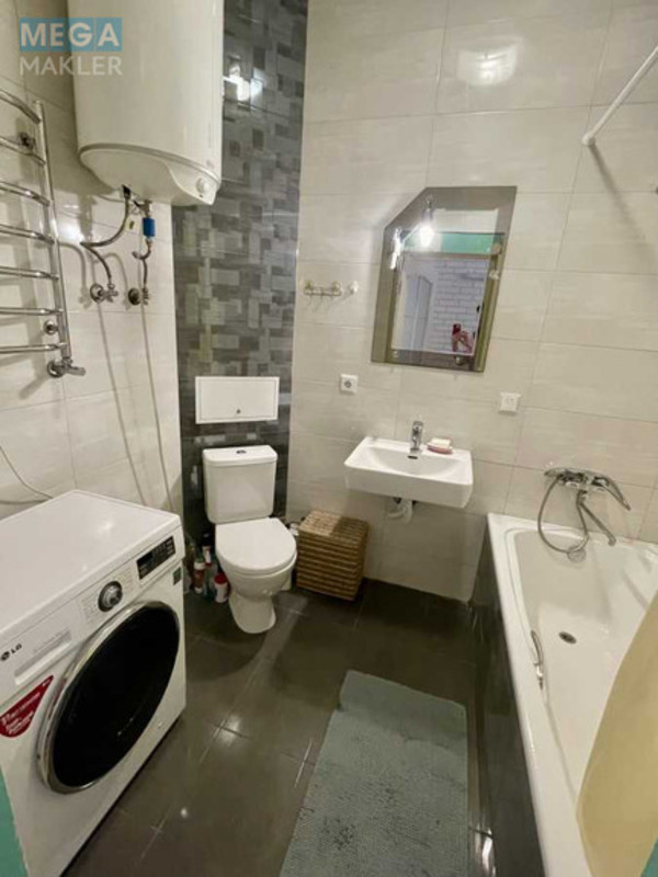 Оренда 1 кімнатної квартири, <a class="location-link" href="/kiev/" title="Недвижимость Київ">Київ</a>, <a class="location-link" href="/kiev/podolskij/" title="Недвижимость Подільський район">Подільський р-н</a>, Нижній Вал вул., 33 (изображение 15)