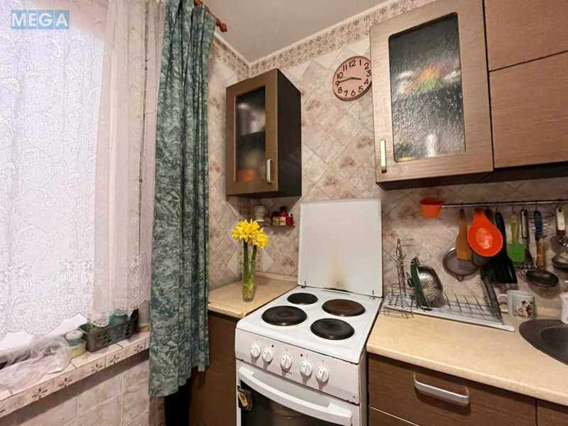 Оренда 3 кімнатної квартири, <a class="location-link" href="/kharkov/" title="Недвижимость Харків">Харків</a>, <a class="location-link" href="/kharkov/dzerzhinskij/" title="Недвижимость Шевченківський (Дзержинський) район">Шевченківський (Дзержинський) р-н</a>, Перемоги, 60 (изображение 5)