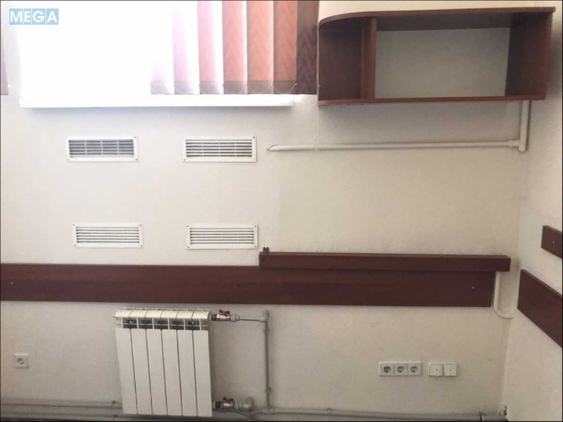 Оренда окремої будівлі/побудови, 120&nbsp;кв.м, <a class="location-link" href="/kiev/" title="Недвижимость Київ">Київ</a>, <a class="location-link" href="/kiev/goloseevskij/" title="Недвижимость Голосіївський район">Голосіївський р-н</a>, Науки просп., 61 (изображение 13)