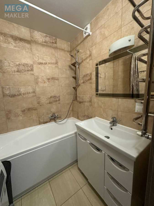 Продаж 3 кімнатної квартири (88/48/22), 6 пов. 16 пов. будинку, <a class="location-link" href="/kiev/" title="Недвижимость Київ">Київ</a>, <a class="location-link" href="/kiev/darnickij/" title="Недвижимость Дарницький район">Дарницький р-н</a>, Петра Григоренко просп., 33/44 (изображение 21)