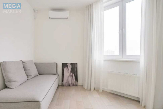 Продаж 3 кімнатної квартири (110/55/15), 22 пов. 26 пов. будинку, <a class="location-link" href="/kiev/" title="Недвижимость Київ">Київ</a>, <a class="location-link" href="/kiev/shevchenkovskij/" title="Недвижимость Шевченківський район">Шевченківський р-н</a>, Рижская ул., 73-г (изображение 11)