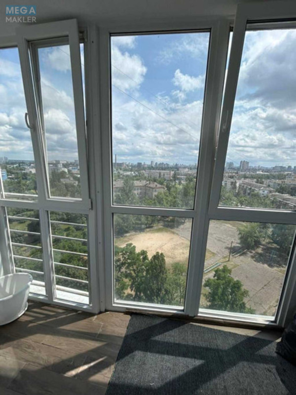 Оренда 1 кімнатної квартири, <a class="location-link" href="/kiev/" title="Недвижимость Київ">Київ</a>, <a class="location-link" href="/kiev/dneprovskij/" title="Недвижимость Дніпровський район">Дніпровський р-н</a>, Юрия Поправки ул., 4/39а (изображение 6)