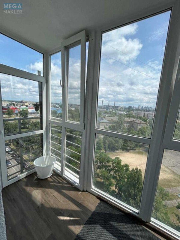 Оренда 1 кімнатної квартири, <a class="location-link" href="/kiev/" title="Недвижимость Київ">Київ</a>, <a class="location-link" href="/kiev/dneprovskij/" title="Недвижимость Дніпровський район">Дніпровський р-н</a>, Юрия Поправки ул., 4/39а (изображение 7)