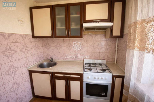 Продаж 1 кімнатної квартири (28,5/14,8/6,6), 4 пов. 5 пов. будинку, <a class="location-link" href="/kiev/" title="Недвижимость Київ">Київ</a>, <a class="location-link" href="/kiev/podolskij/" title="Недвижимость Подільський район">Подільський р-н</a>, Світлицького вул., 23 (изображение 4)