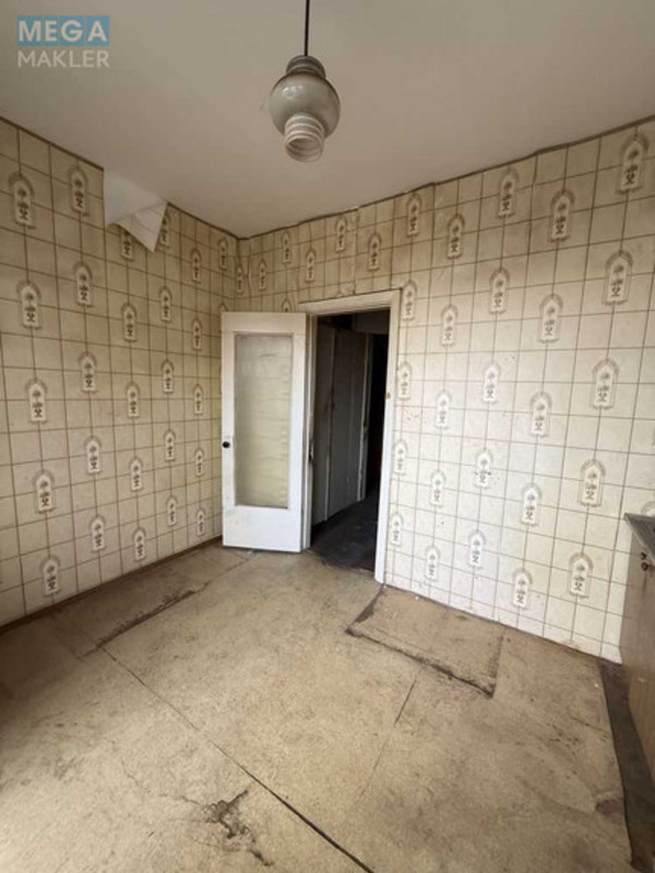 Продаж 3 кімнатної квартири (84/56/10), 4 пов. 10 пов. будинку, <a class="location-link" href="/odessa/" title="Недвижимость Одеса">Одеса</a>, <a class="location-link" href="/odessa/primorskij/" title="Недвижимость Приморський район">Приморський р-н</a>, Тенистая, 10 (изображение 8)