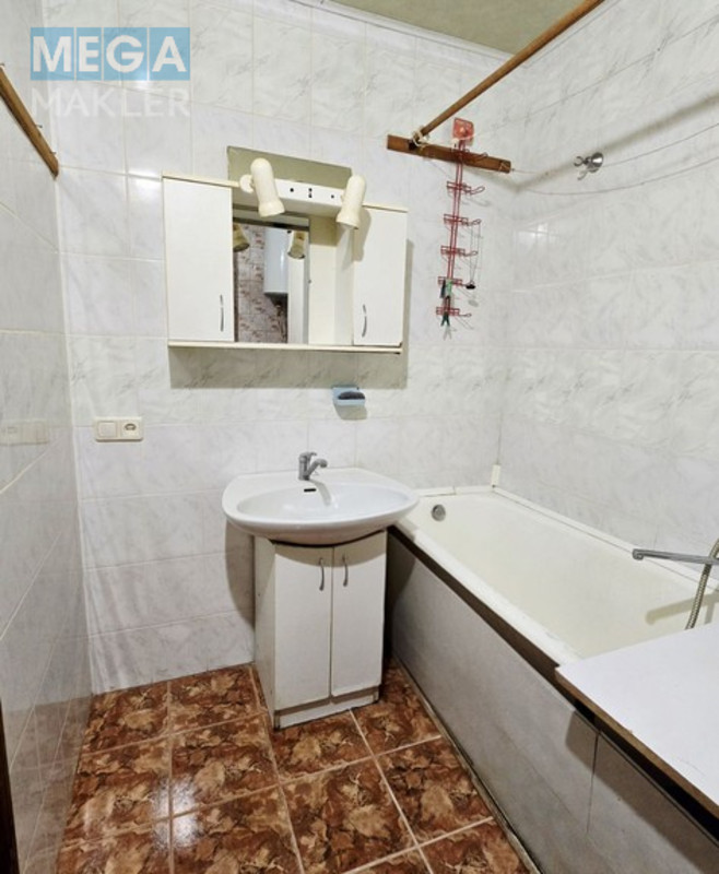 Продаж 1 кімнатної квартири (42/18/9), 2 пов. 9 пов. будинку, <a class="location-link" href="/dnepropetrovsk/" title="Недвижимость Дніпра">Дніпро</a>, <a class="location-link" href="/dnepropetrovsk/zhovtnevyj/" title="Недвижимость Жовтневий район">Жовтневий р-н</a>, Слави бульвар, б.44 (изображение 8)