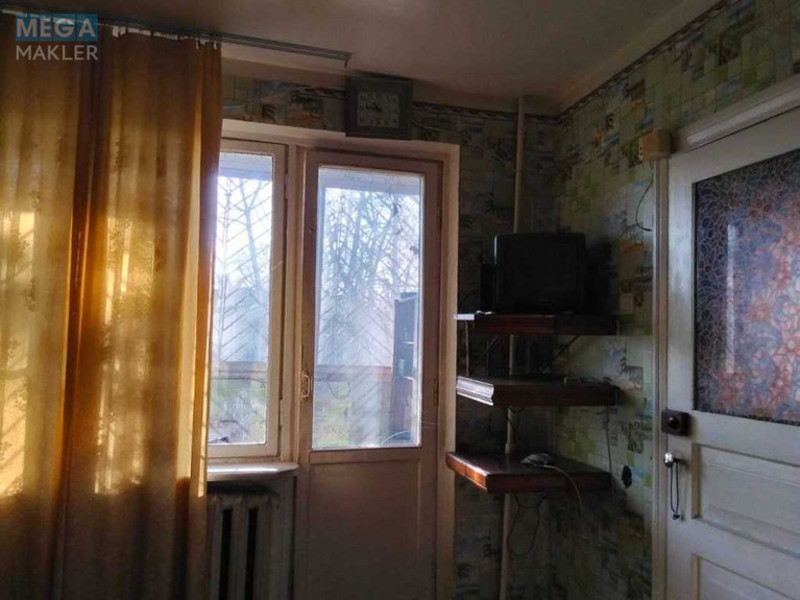 Продаж 3 кімнатної квартири (63/?/6), 1 пов. 9 пов. будинку, <a class="location-link" href="/odessa/" title="Недвижимость Одеса">Одеса</a>, <a class="location-link" href="/odessa/malinovskij/" title="Недвижимость Малиновський район">Малиновський р-н</a>, Бреуса (изображение 8)