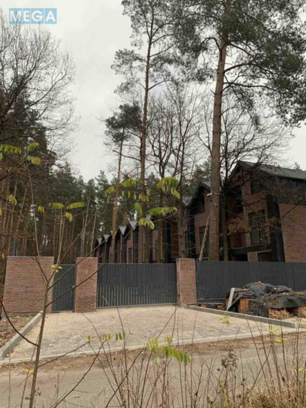 Продаж дома, 3&nbsp;поверху, 179&nbsp;кв.м, 5&nbsp;кімнат, ділянка 1&nbsp;сотка, <a class="location-link" href="/kiev/" title="Недвижимость Київ">Київ</a>, <a class="location-link" href="/kiev/obolonskij/" title="Недвижимость Оболонський район">Оболонський р-н</a>, Лісна вул., 81а (изображение 3)