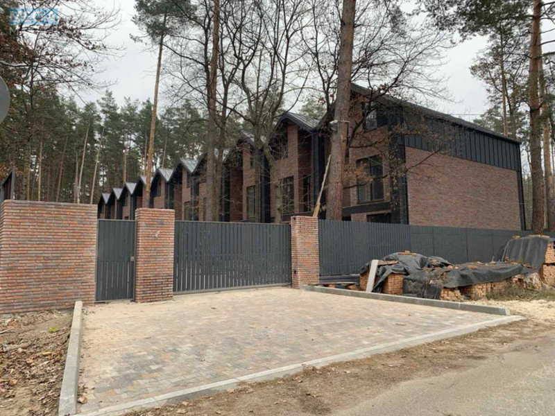 Продаж дома, 3&nbsp;поверху, 179&nbsp;кв.м, 5&nbsp;кімнат, ділянка 1&nbsp;сотка, <a class="location-link" href="/kiev/" title="Недвижимость Київ">Київ</a>, <a class="location-link" href="/kiev/obolonskij/" title="Недвижимость Оболонський район">Оболонський р-н</a>, Лісна вул., 81а (изображение 15)