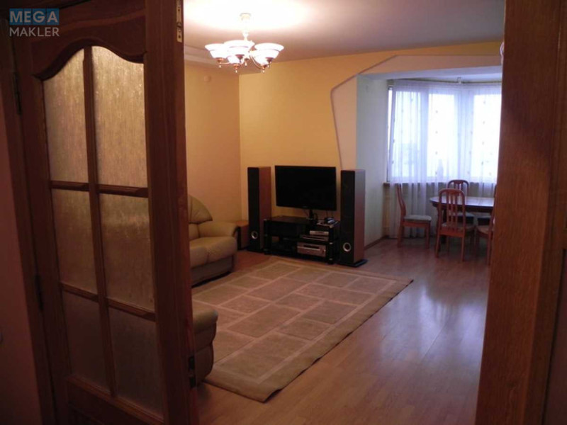 Оренда 3 кімнатної квартири, <a class="location-link" href="/kiev/" title="Недвижимость Київ">Київ</a>, <a class="location-link" href="/kiev/obolonskij/" title="Недвижимость Оболонський район">Оболонський р-н</a>, Героев Сталинграда просп., 24 (изображение 2)