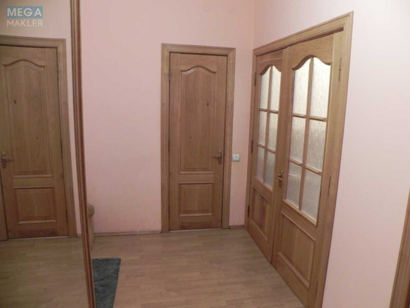 Оренда 3 кімнатної квартири, <a class="location-link" href="/kiev/" title="Недвижимость Київ">Київ</a>, <a class="location-link" href="/kiev/obolonskij/" title="Недвижимость Оболонський район">Оболонський р-н</a>, Героев Сталинграда просп., 24 (изображение 6)