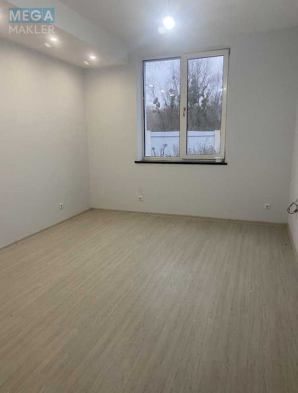 Продаж дома, 1&nbsp; поверх, 137,40&nbsp;кв.м, 5&nbsp;кімнат, ділянка 7&nbsp;соток, <a class="location-link" href="/kiev/" title="Недвижимость Київ">Київ</a>, <a class="location-link" href="/kiev/svyatoshinskij/" title="Недвижимость Святошинський район">Святошинський р-н</a>, 11-а Садова вул., 43 (изображение 9)