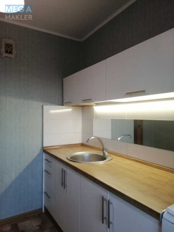 Оренда 3 кімнатної квартири, <a class="location-link" href="/kiev/" title="Недвижимость Київ">Київ</a>, <a class="location-link" href="/kiev/goloseevskij/" title="Недвижимость Голосіївський район">Голосіївський р-н</a>, Голосеевский просп., 15 (изображение 9)