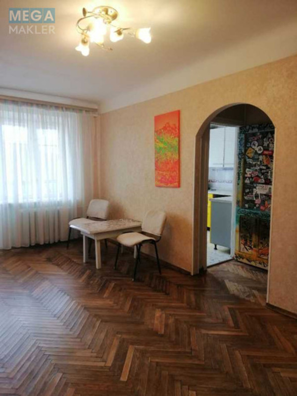 Оренда 2 кімнатної квартири, <a class="location-link" href="/kiev/" title="Недвижимость Київ">Київ</a>, <a class="location-link" href="/kiev/shevchenkovskij/" title="Недвижимость Шевченківський район">Шевченківський р-н</a>, Ружинская ул., 8 (изображение 5)