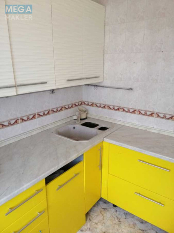 Оренда 2 кімнатної квартири, <a class="location-link" href="/kiev/" title="Недвижимость Київ">Київ</a>, <a class="location-link" href="/kiev/shevchenkovskij/" title="Недвижимость Шевченківський район">Шевченківський р-н</a>, Ружинская ул., 8 (изображение 12)