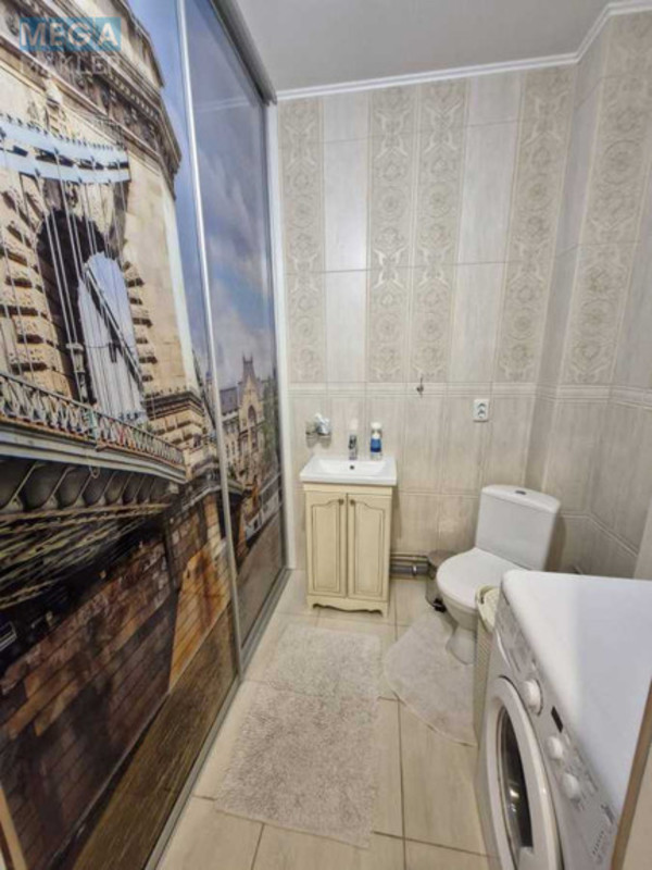 Продаж 2 кімнатної квартири (72/38/27), 3 пов. 9 пов. будинку, <a class="location-link" href="/kiev/" title="Недвижимость Київ">Київ</a>, <a class="location-link" href="/kiev/dneprovskij/" title="Недвижимость Дніпровський район">Дніпровський р-н</a>, Соборности просп., 17 (изображение 9)