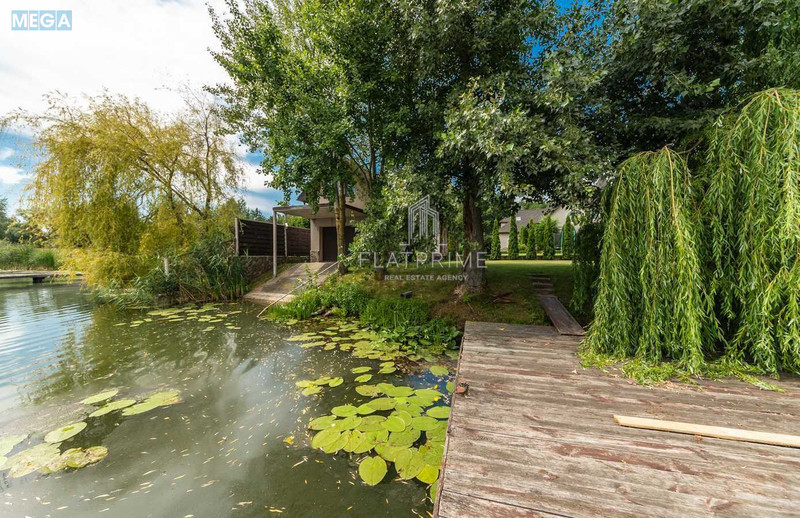 Продаж дома, 2&nbsp;поверху, 265&nbsp;кв.м, 5&nbsp;кімнат, ділянка 40&nbsp;соток, <a class="location-link" href="/kiev/" title="Недвижимость Київ">Київ</a>, <a class="location-link" href="/kiev/darnickij/" title="Недвижимость Дарницький район">Дарницький р-н</a>, Центральна вул. (изображение 8)