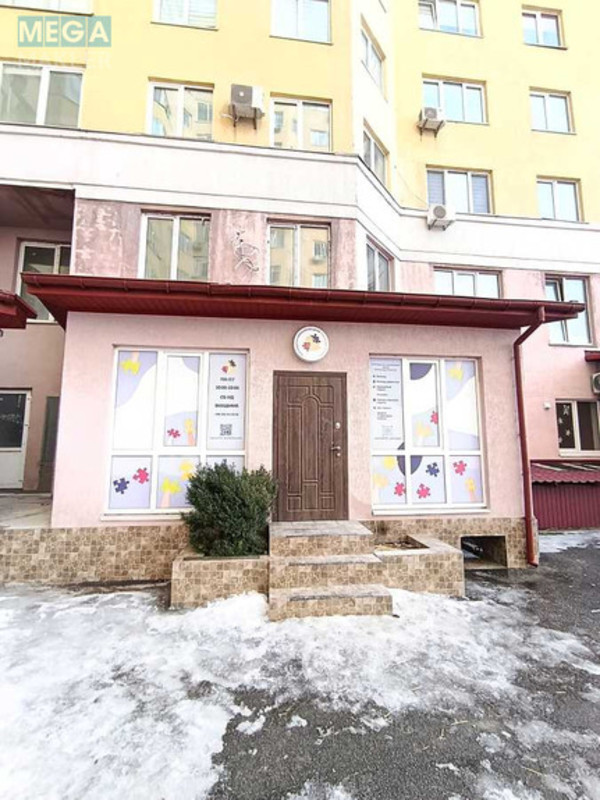 Продаж комерційної нерухомості, 57&nbsp;кв.м, под офис, <a class="location-link" href="/kiev/" title="Недвижимость Київ">Київ</a>, <a class="location-link" href="/kiev/darnickij/" title="Недвижимость Дарницький район">Дарницький р-н</a>, Євгена Харченка вул., 47 (изображение 15)