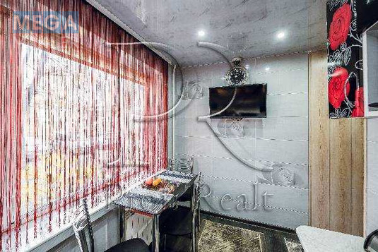 Продаж 2 кімнатної квартири (45/30/7), 1 пов. 5 пов. будинку, <a class="location-link" href="/kiev/" title="Недвижимость Київ">Київ</a>, <a class="location-link" href="/kiev/shevchenkovskij/" title="Недвижимость Шевченківський район">Шевченківський р-н</a>, Турчина Ігоря вулиця, 12Г (изображение 3)