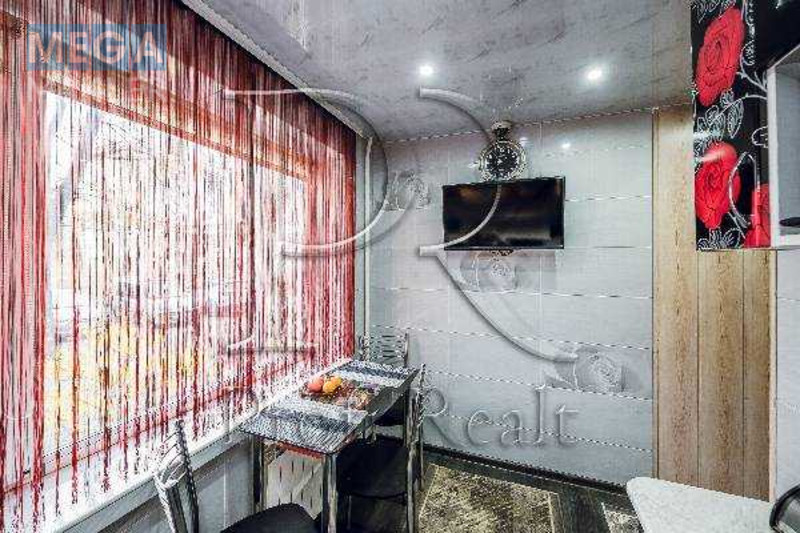 Продаж 2 кімнатної квартири (45/30/7), 1 пов. 5 пов. будинку, <a class="location-link" href="/kiev/" title="Недвижимость Київ">Київ</a>, <a class="location-link" href="/kiev/shevchenkovskij/" title="Недвижимость Шевченківський район">Шевченківський р-н</a>, Турчина Ігоря вулиця, 12Г (изображение 3)