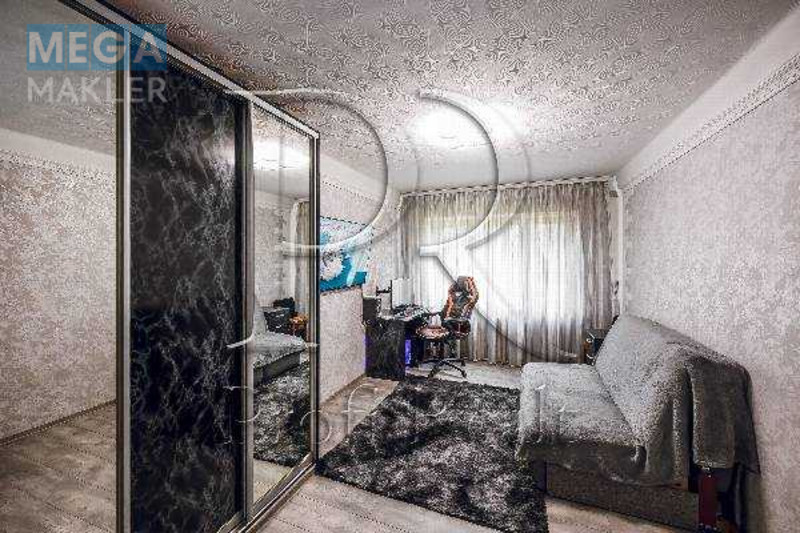 Продаж 2 кімнатної квартири (45/30/7), 1 пов. 5 пов. будинку, <a class="location-link" href="/kiev/" title="Недвижимость Київ">Київ</a>, <a class="location-link" href="/kiev/shevchenkovskij/" title="Недвижимость Шевченківський район">Шевченківський р-н</a>, Турчина Ігоря вулиця, 12Г (изображение 4)