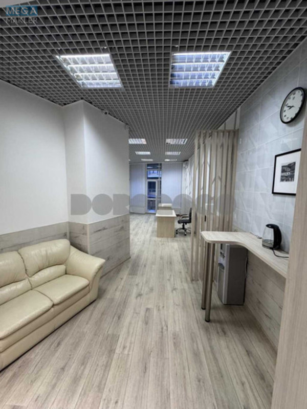 Оренда комерційної нерухомості, 80&nbsp;кв.м, под офис, <a class="location-link" href="/kiev/" title="Недвижимость Київ">Київ</a>, <a class="location-link" href="/kiev/pecherskij/" title="Недвижимость Печерський район">Печерський р-н</a>, Євгена Коновальця вул., 36-Д (изображение 5)