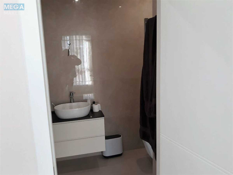 Продаж 4 кімнатної квартири (142/80/30), 9 пов. 10 пов. будинку, <a class="location-link" href="/kiev/" title="Недвижимость Київ">Київ</a>, <a class="location-link" href="/kiev/goloseevskij/" title="Недвижимость Голосіївський район">Голосіївський р-н</a>, Метрологическая ул., 15а (изображение 18)