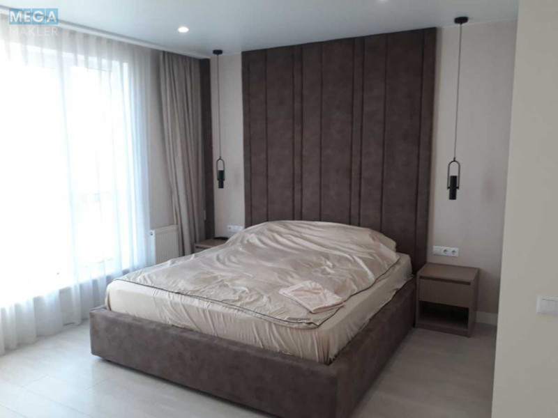 Продаж 4 кімнатної квартири (142/80/30), 9 пов. 10 пов. будинку, <a class="location-link" href="/kiev/" title="Недвижимость Київ">Київ</a>, <a class="location-link" href="/kiev/goloseevskij/" title="Недвижимость Голосіївський район">Голосіївський р-н</a>, Метрологическая ул., 15а (изображение 20)