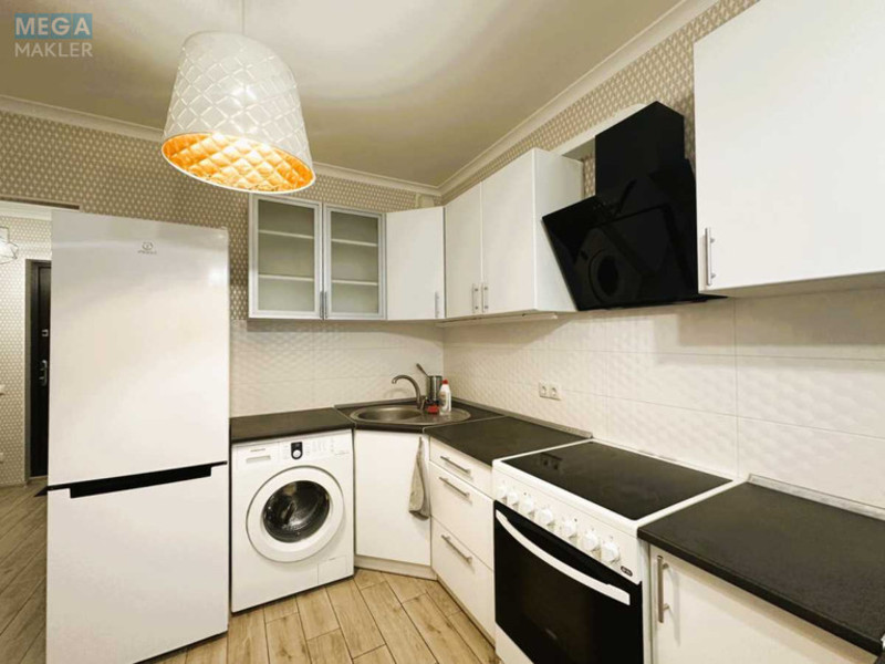 Оренда 1 кімнатної квартири, <a class="location-link" href="/kiev/" title="Недвижимость Київ">Київ</a>, <a class="location-link" href="/kiev/solomenskij/" title="Недвижимость Солом'янський район">Солом'янський р-н</a>, Митрополита Василя Липківського вул., 28 (изображение 3)