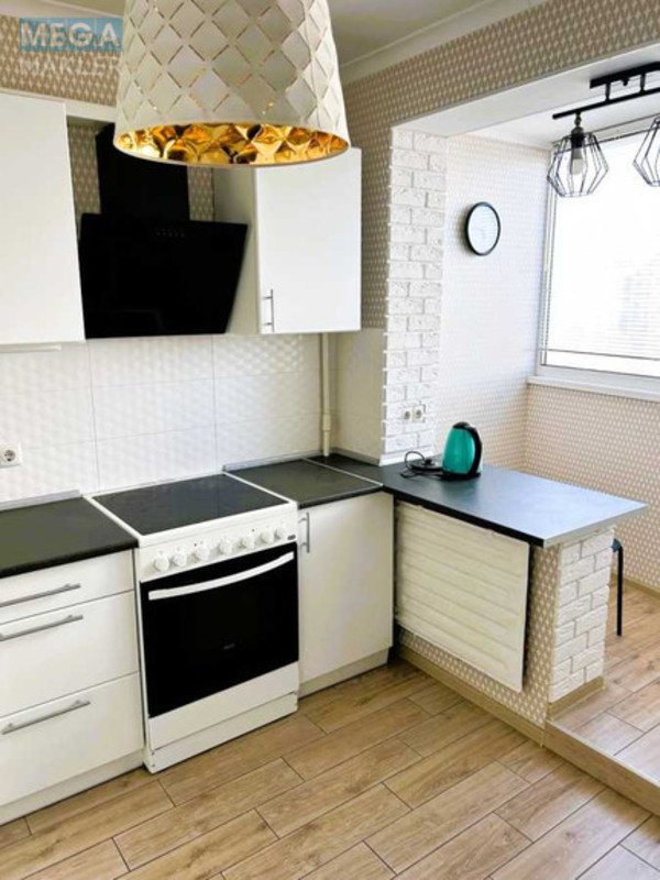 Оренда 1 кімнатної квартири, <a class="location-link" href="/kiev/" title="Недвижимость Київ">Київ</a>, <a class="location-link" href="/kiev/solomenskij/" title="Недвижимость Солом'янський район">Солом'янський р-н</a>, Митрополита Василя Липківського вул., 28 (изображение 4)