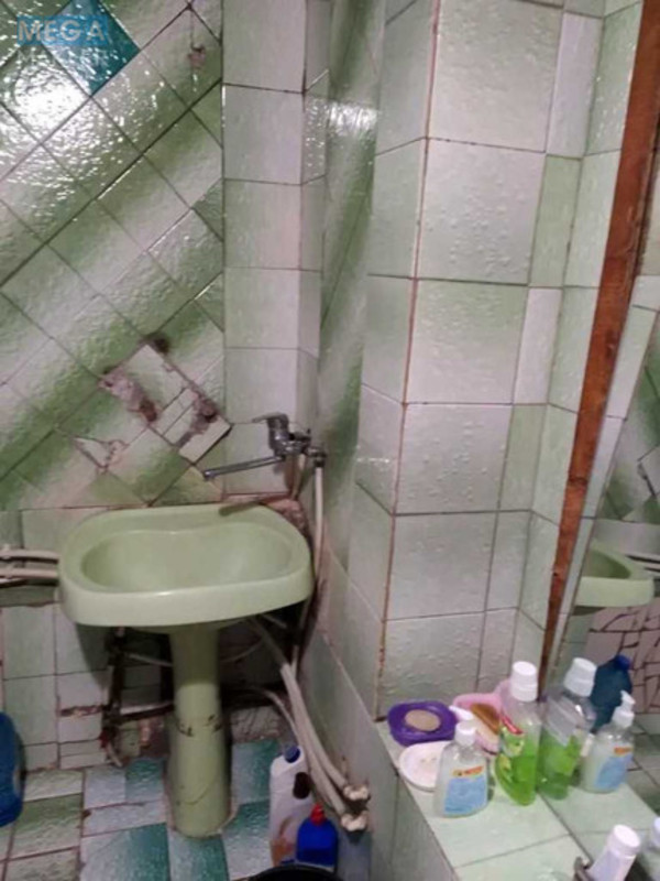 Оренда кімнати (підселення), <a class="location-link" href="/kiev/" title="Недвижимость Київ">Київ</a>, <a class="location-link" href="/kiev/pecherskij/" title="Недвижимость Печерський район">Печерський р-н</a>, Менделеева ул., 45 (изображение 5)