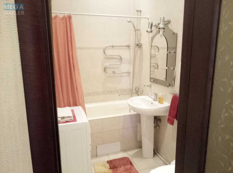 Оренда 2 кімнатної квартири, <a class="location-link" href="/kiev/" title="Недвижимость Київ">Київ</a>, <a class="location-link" href="/kiev/pecherskij/" title="Недвижимость Печерський район">Печерський р-н</a>, Большая Васильковская ул., 41 (изображение 7)