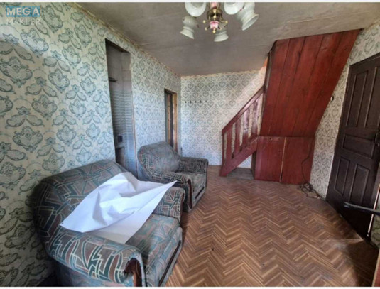 Продаж дома, 2&nbsp;поверху, 127&nbsp;кв.м, 4&nbsp;кімнати, ділянка 5&nbsp;соток, <a class="location-link" href="/kiev/" title="Недвижимость Київ">Київ</a>, <a class="location-link" href="/kiev/darnickij/" title="Недвижимость Дарницький район">Дарницький р-н</a>, Центральна вул. (изображение 10)