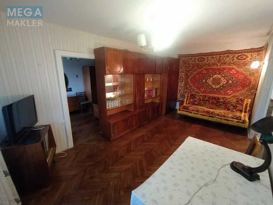 Продаж 2 кімнатної квартири (45/30/6), 4 пов. 5 пов. будинку, <a class="location-link" href="/kiev/" title="Недвижимость Київ">Київ</a>, <a class="location-link" href="/kiev/svyatoshinskij/" title="Недвижимость Святошинський район">Святошинський р-н</a>, Академіка Туполєва вул., 17 (изображение 3)