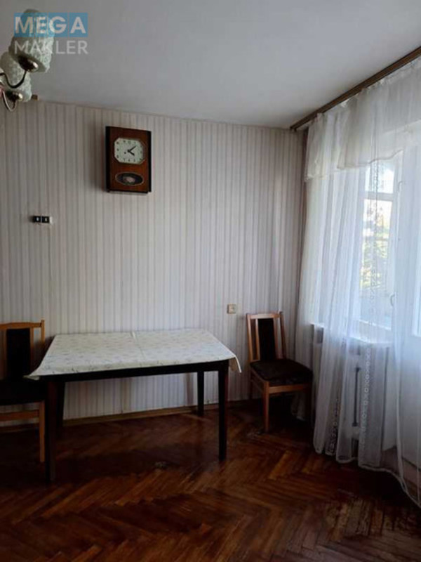 Продаж 2 кімнатної квартири (45/30/6), 4 пов. 5 пов. будинку, <a class="location-link" href="/kiev/" title="Недвижимость Київ">Київ</a>, <a class="location-link" href="/kiev/svyatoshinskij/" title="Недвижимость Святошинський район">Святошинський р-н</a>, Академіка Туполєва вул., 17 (изображение 5)