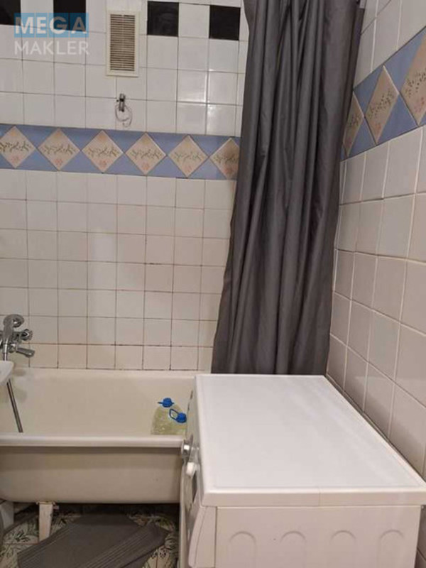 Продаж 2 кімнатної квартири (45/30/6), 4 пов. 5 пов. будинку, <a class="location-link" href="/kiev/" title="Недвижимость Київ">Київ</a>, <a class="location-link" href="/kiev/svyatoshinskij/" title="Недвижимость Святошинський район">Святошинський р-н</a>, Академіка Туполєва вул., 17 (изображение 9)