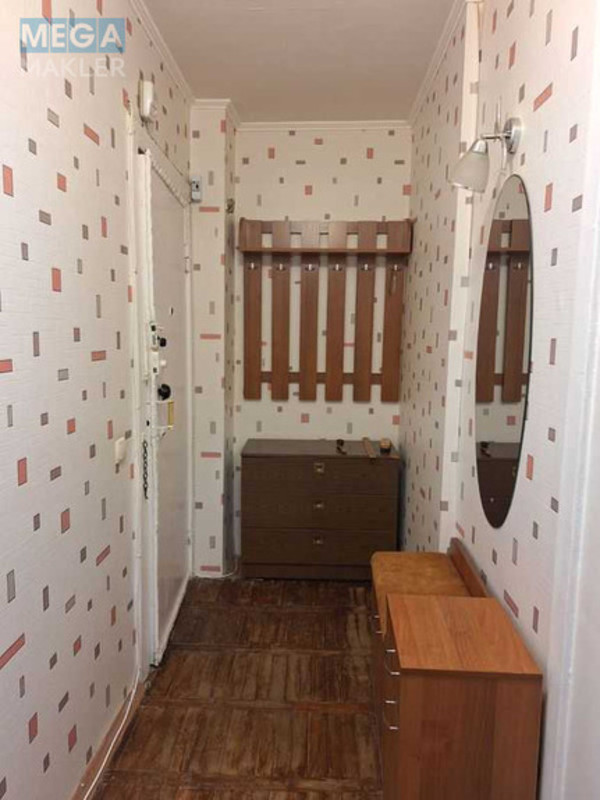 Продаж 2 кімнатної квартири (45/30/6), 4 пов. 5 пов. будинку, <a class="location-link" href="/kiev/" title="Недвижимость Київ">Київ</a>, <a class="location-link" href="/kiev/svyatoshinskij/" title="Недвижимость Святошинський район">Святошинський р-н</a>, Академіка Туполєва вул., 17 (изображение 12)