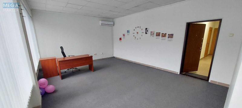 Оренда комерційної нерухомості, 71&nbsp;кв.м, под офис, <a class="location-link" href="/uzhgorod/" title="Недвижимость Ужгород">Ужгород</a>, Легоцького, 48 (изображение 3)